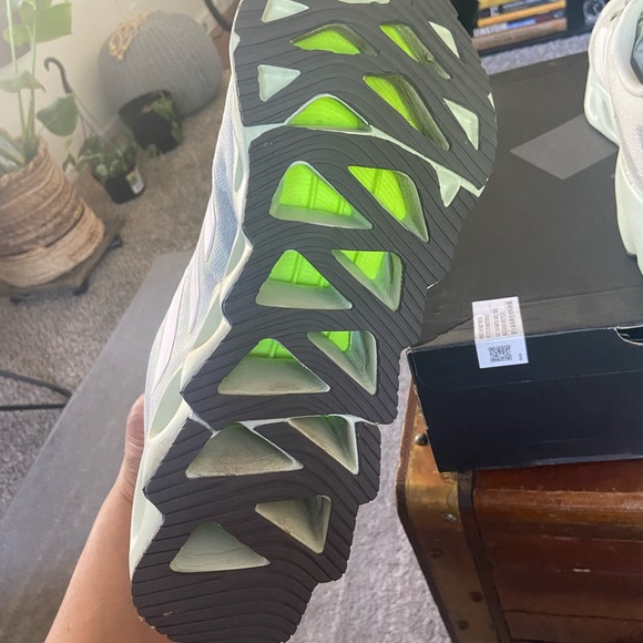 Adidas SWITCH FWD 'Linen Green - Picture 3 of 9